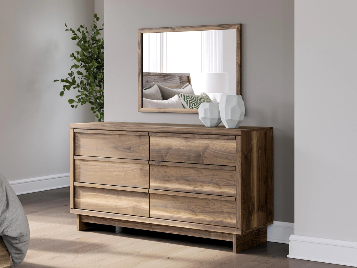 Zadilyn Dresser
