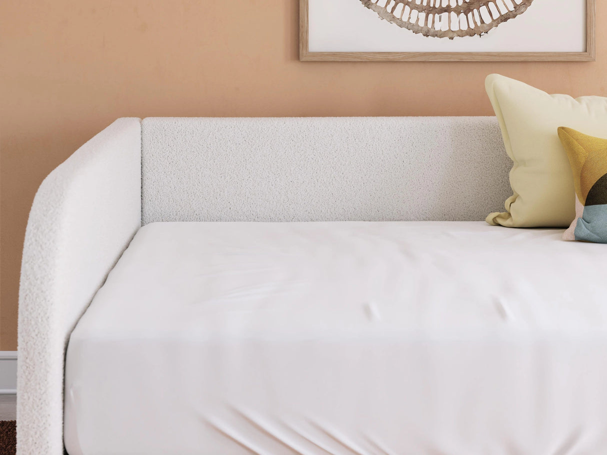 Shapella Bed