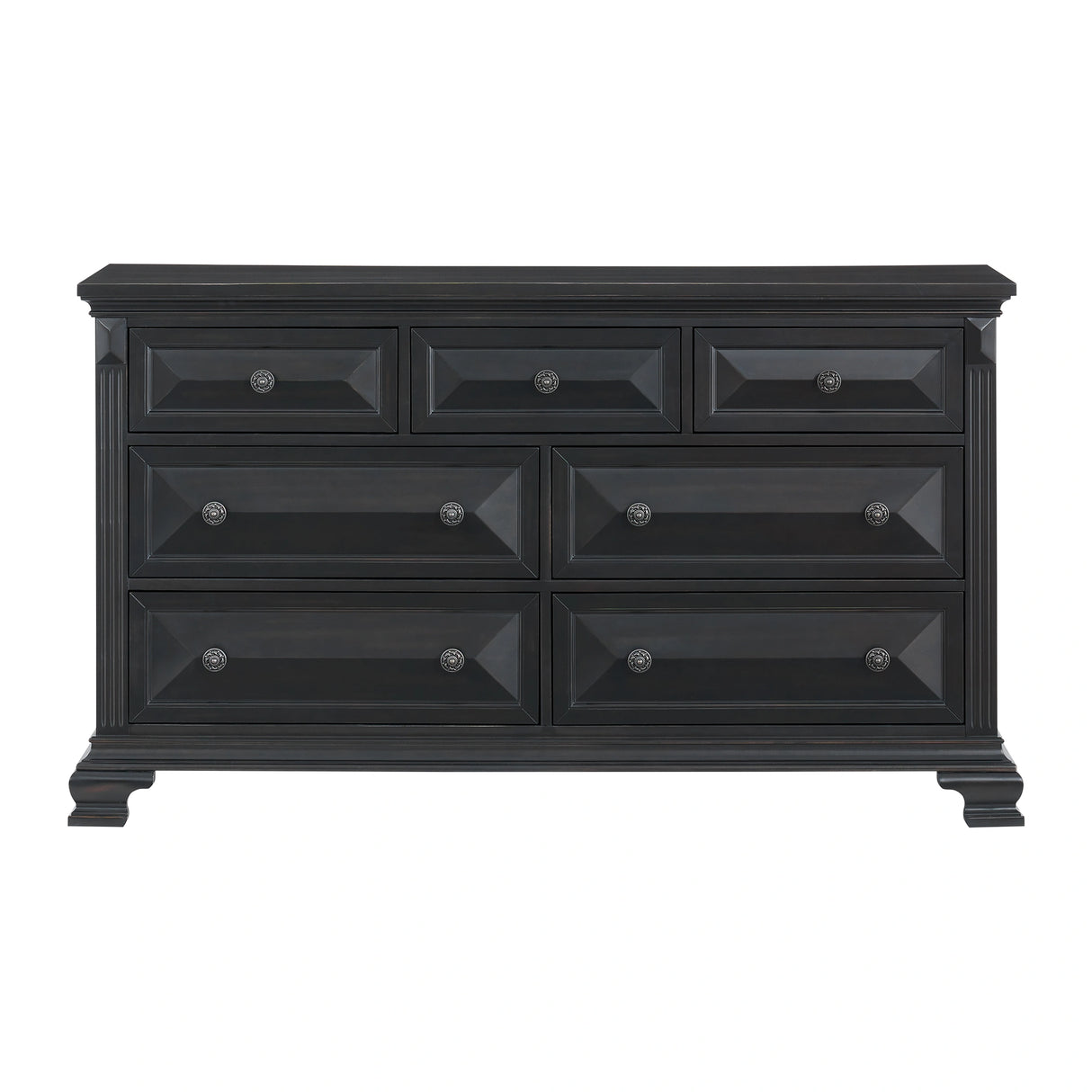 Bridgestone 7-Drawer Dresser in Antique White