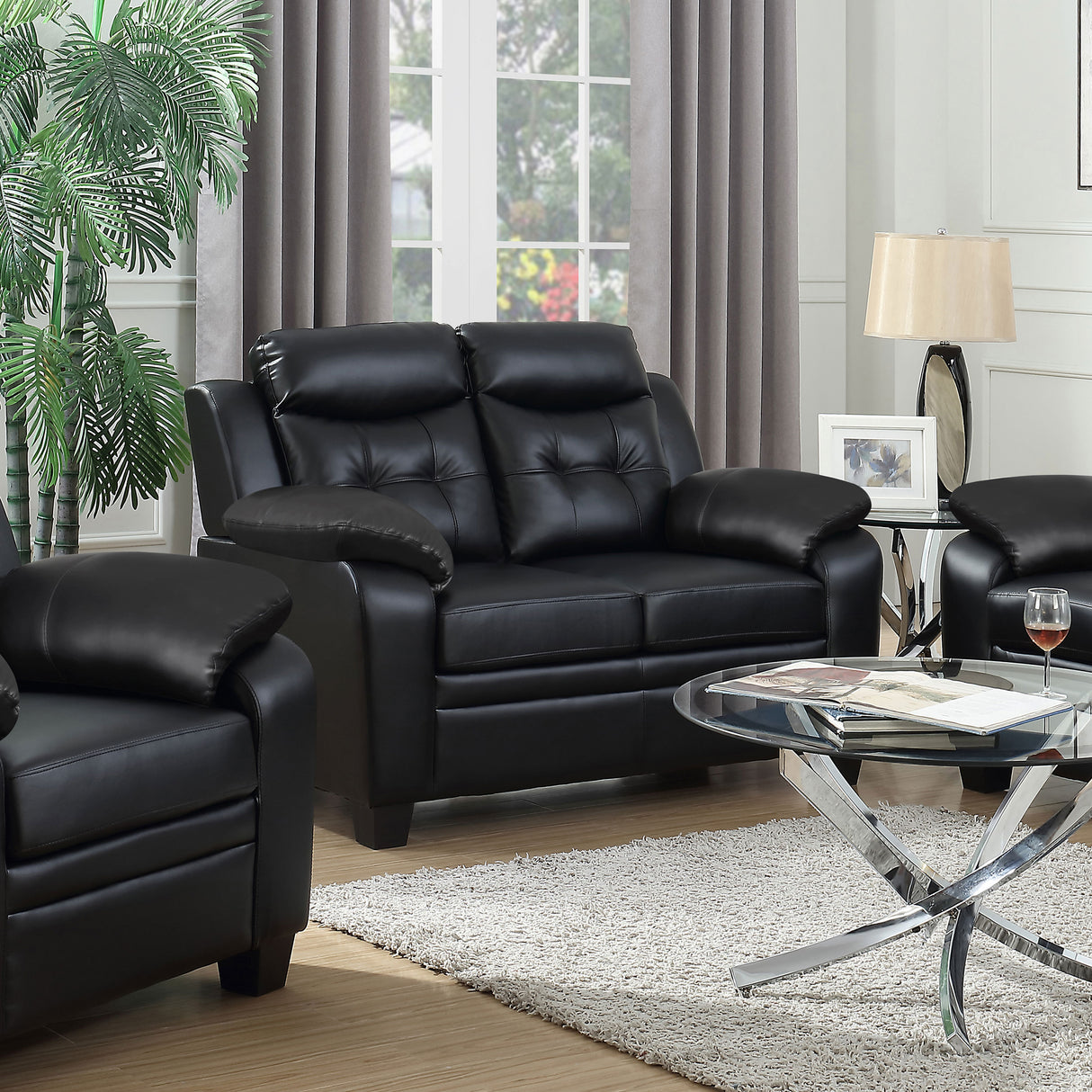 Finley Loveseat