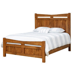 557-CCH King Bed Homestead Character Cherry/119 -Cappucino