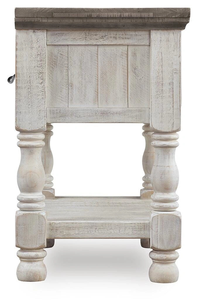 Havalance Nightstand