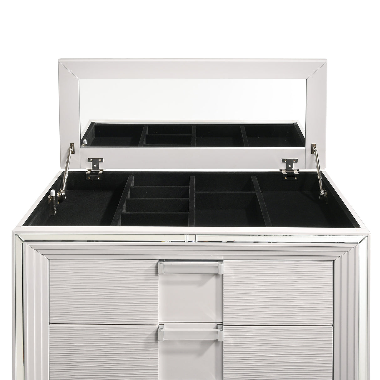 Twenty Nine Chest White