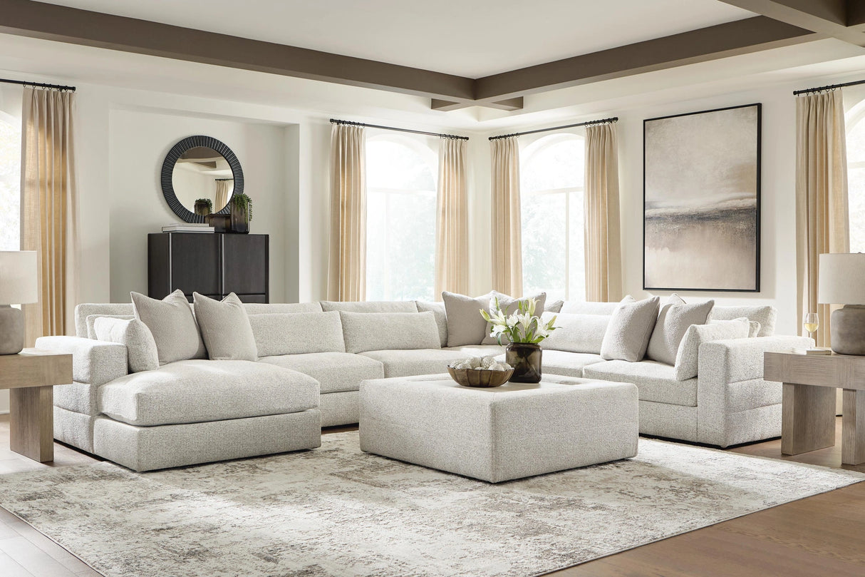 Stonecroft Manor Sectional