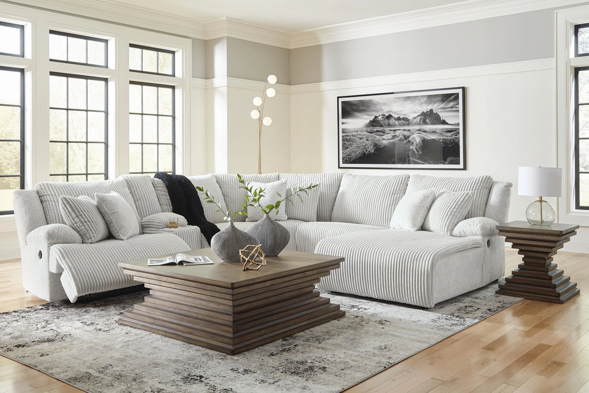 Top Tier Reclining Sectional with Chaise