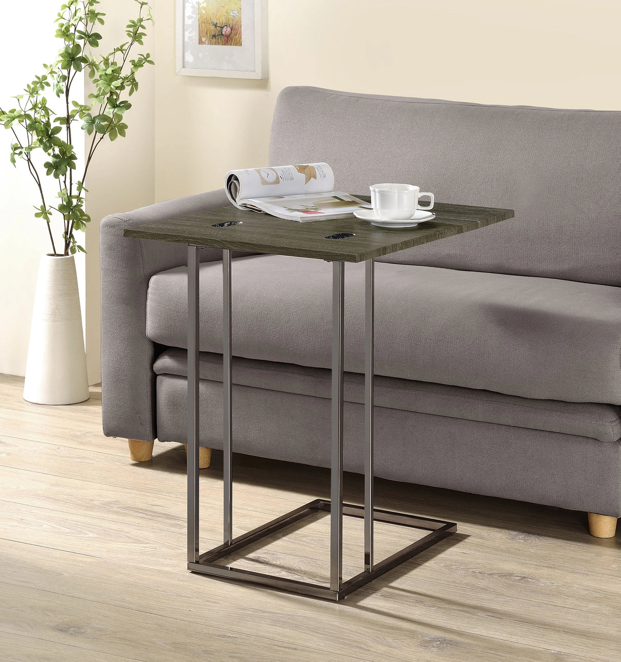Pedro Side Table