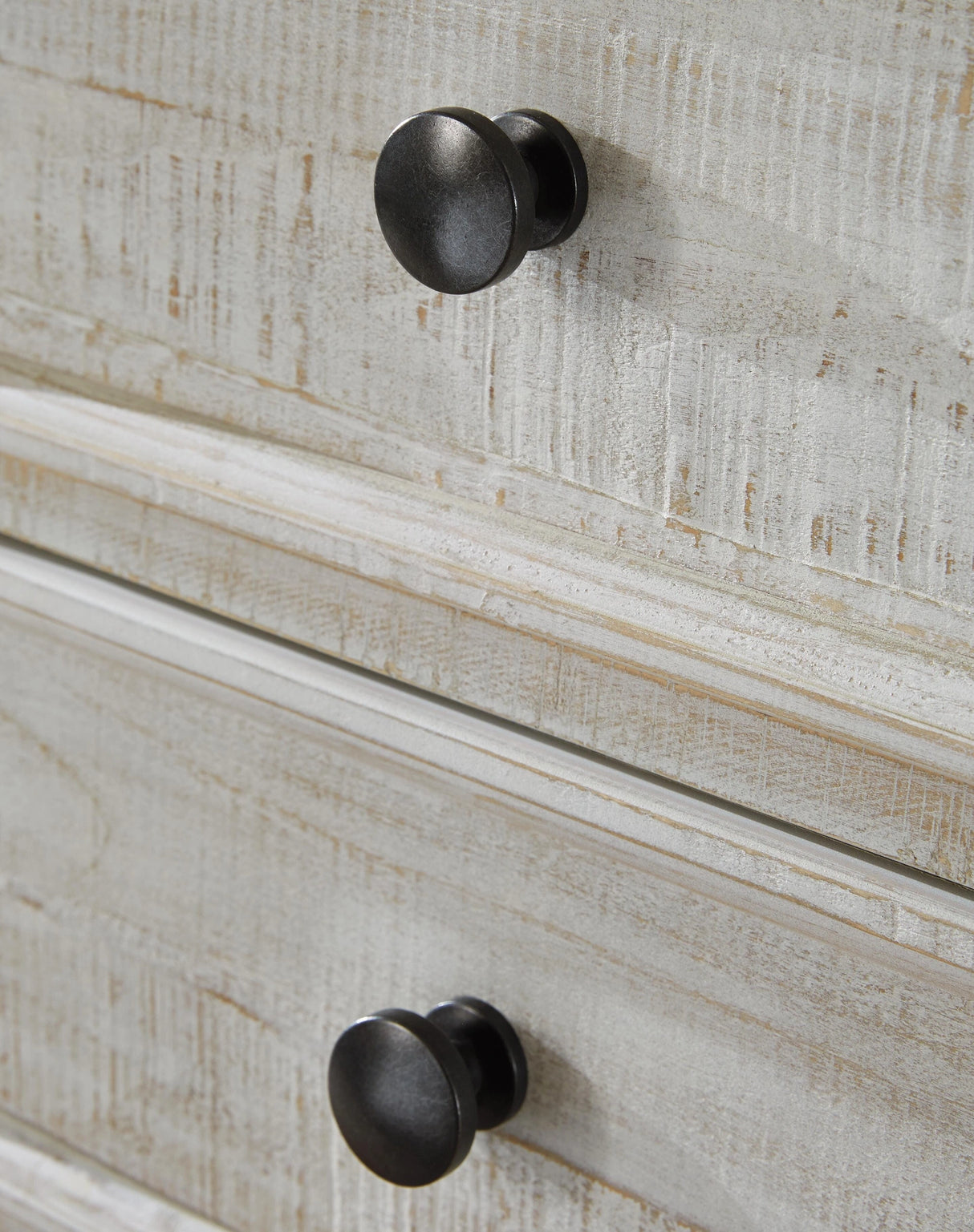 Havalance Dresser