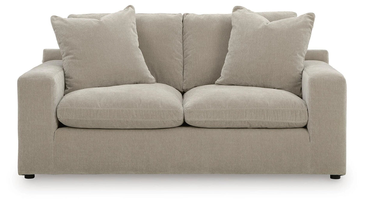 Maxton Heights Loveseat