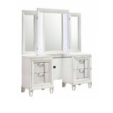 Twenty Nine Dressing Set