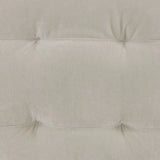 Dominick Chaise in Amigo