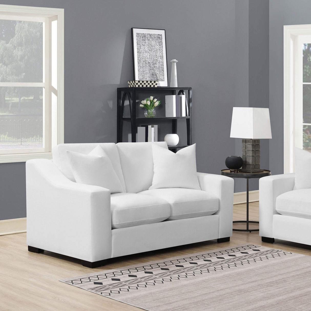 Ashlyn Loveseat