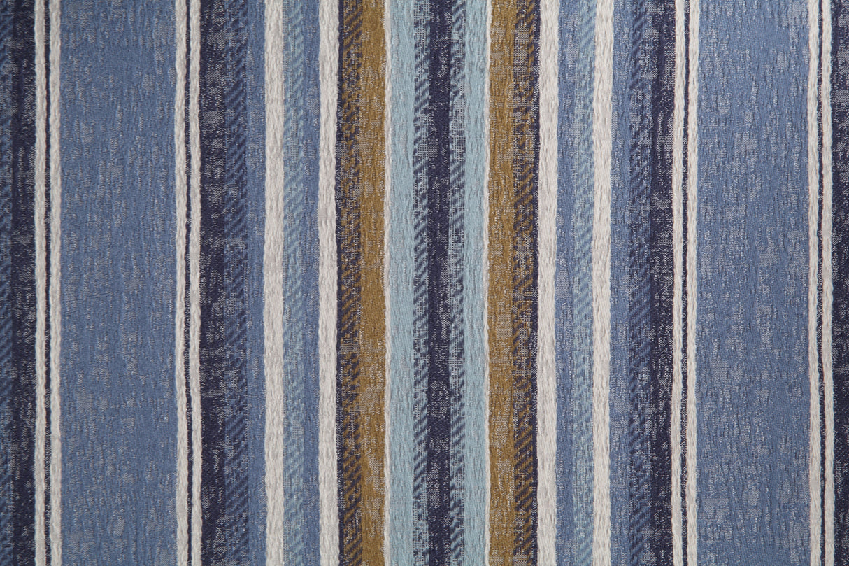 Chair w/Pillow