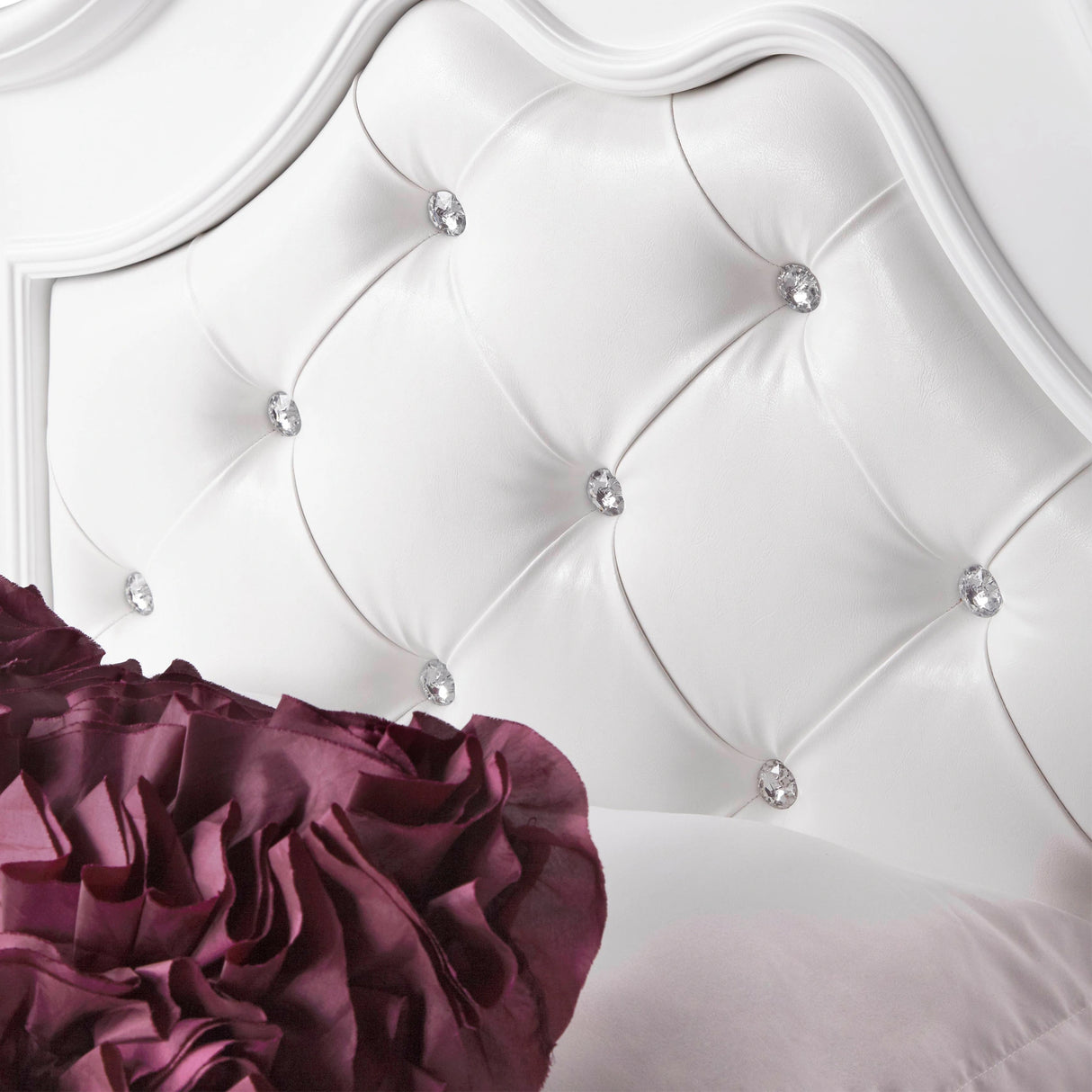 Alana Platform Bed