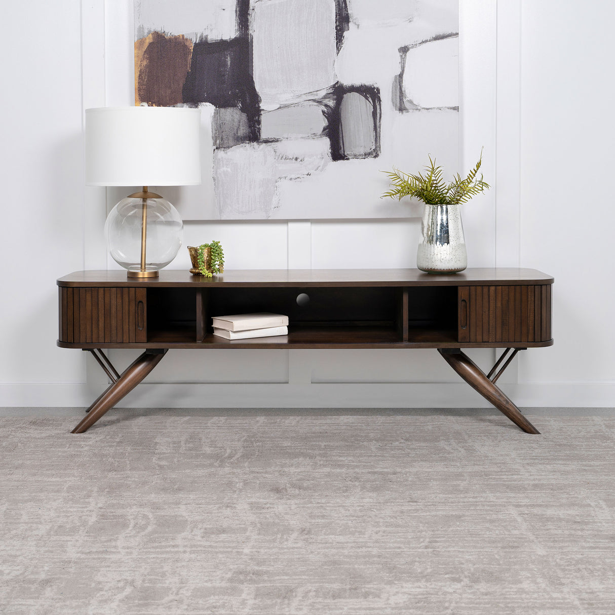 Valna TV Stand