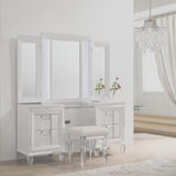 Twenty Nine Dressing Set w/LED & USB Plug White