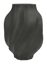 Judworth Vase