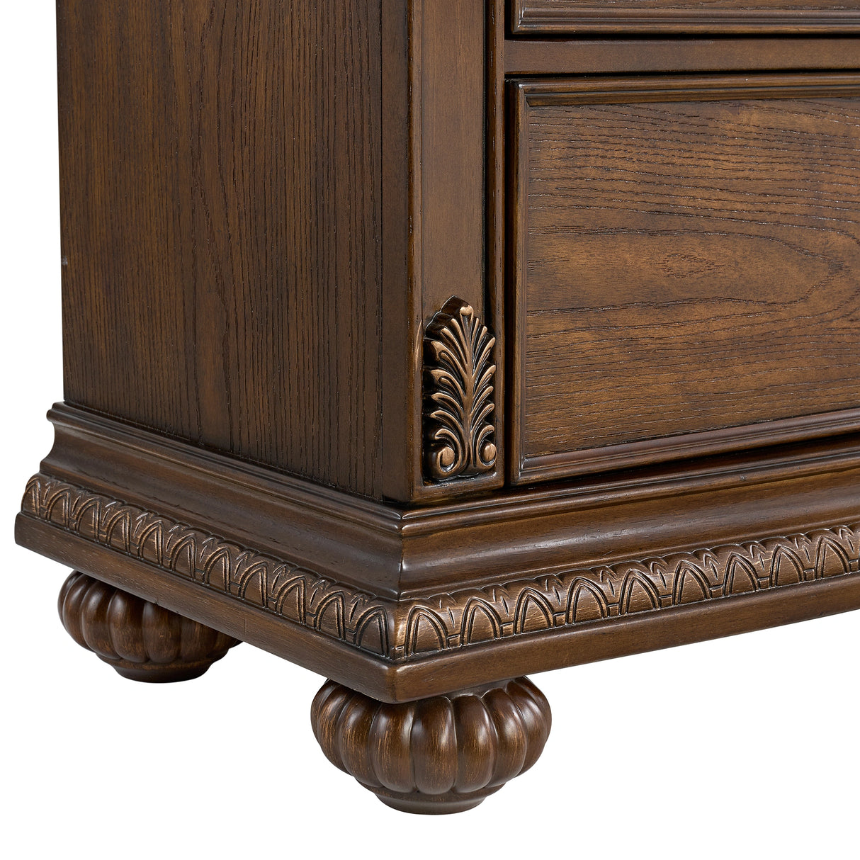 Cadenza Chest in Brown