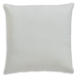 Gyldan Pillow