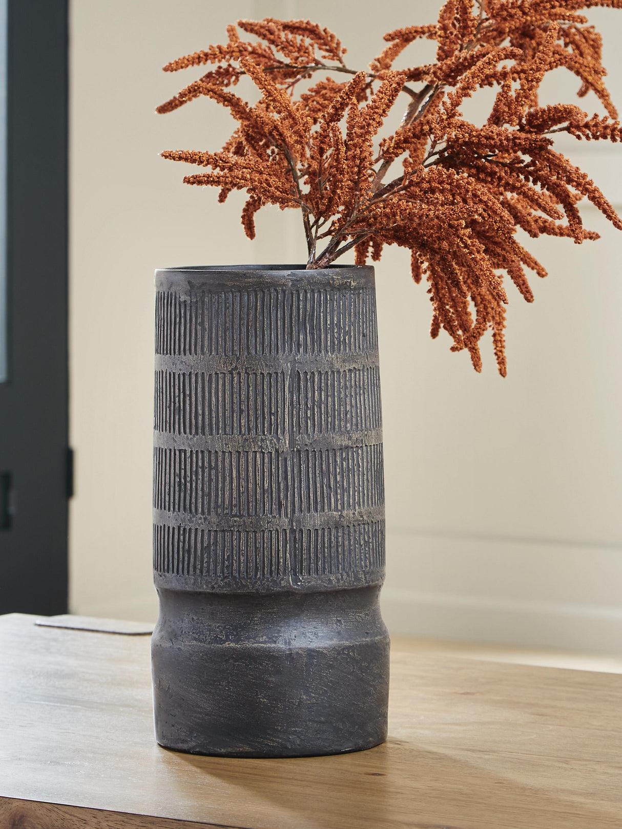 Beninworth Vase