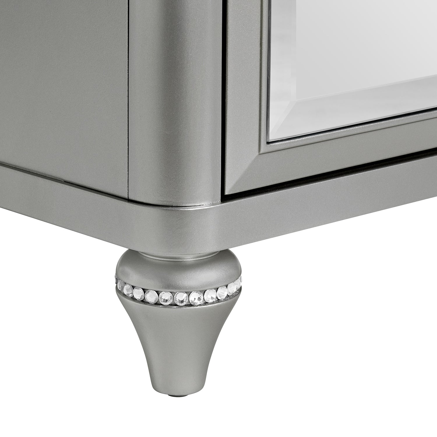 Avril Chairside Table with Power/USB in Silver