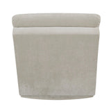 Dominick Chaise in Amigo