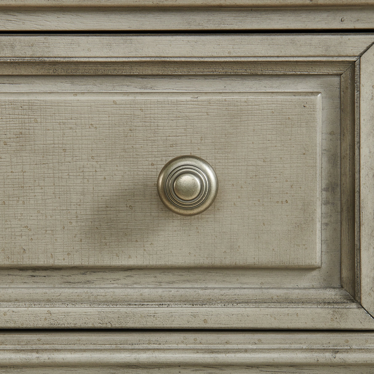 Whit-Ash Panel Bedroom Set with Door Chest in Light Grey